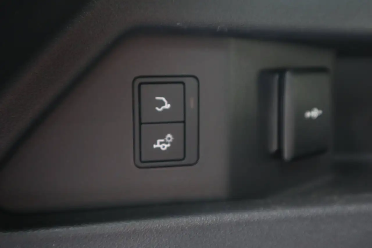 Land Rover Discovery Sport hybride /P300e S/1 eig /facelift /Leder/Panodak/Camera/elektr Trekh/historiek landrover !, миниатюра 25