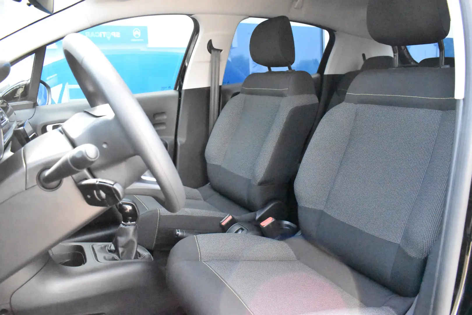 Citroen C3 PureTech 83 Plus | Parkeersensoren achter | Nav | Zwart - 2