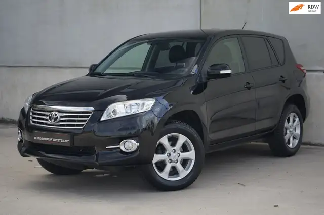 Toyota RAV4 2.0 VVTi Executive 4WD, Navigatie, Camera, Cruise