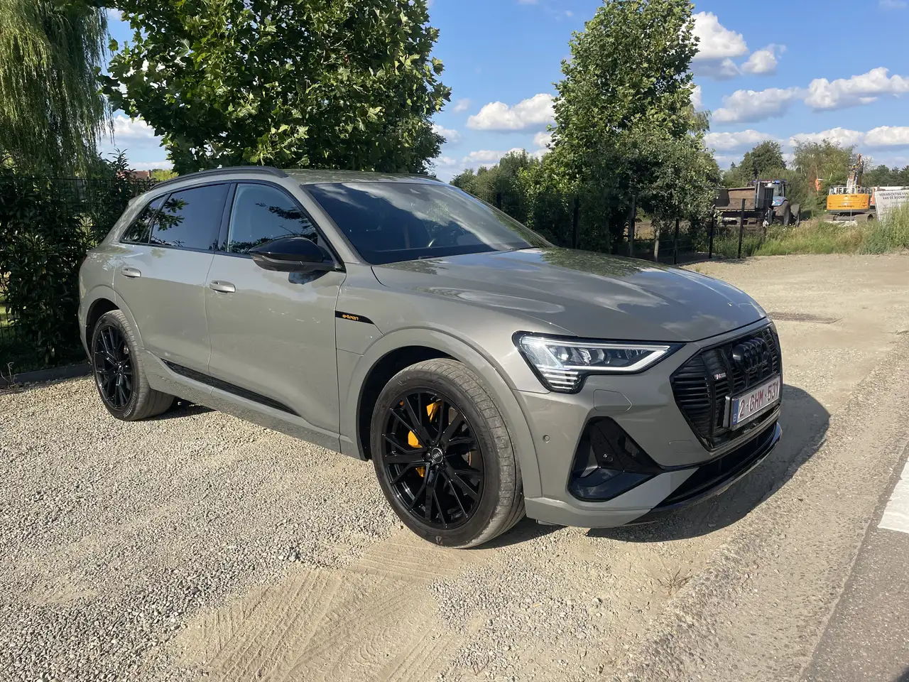 Audi e-tron