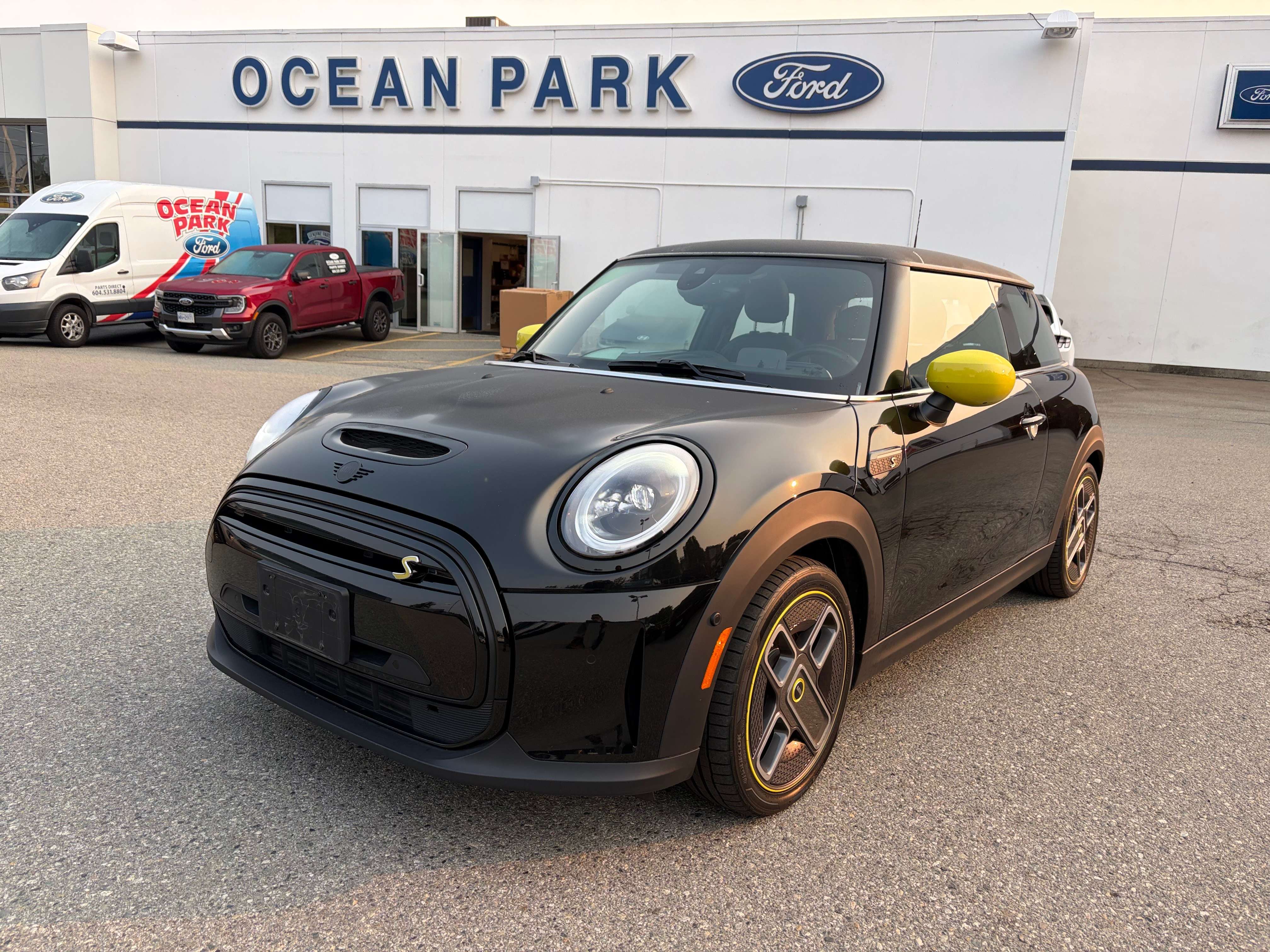 2022 MINI 3 Door COOPER SE