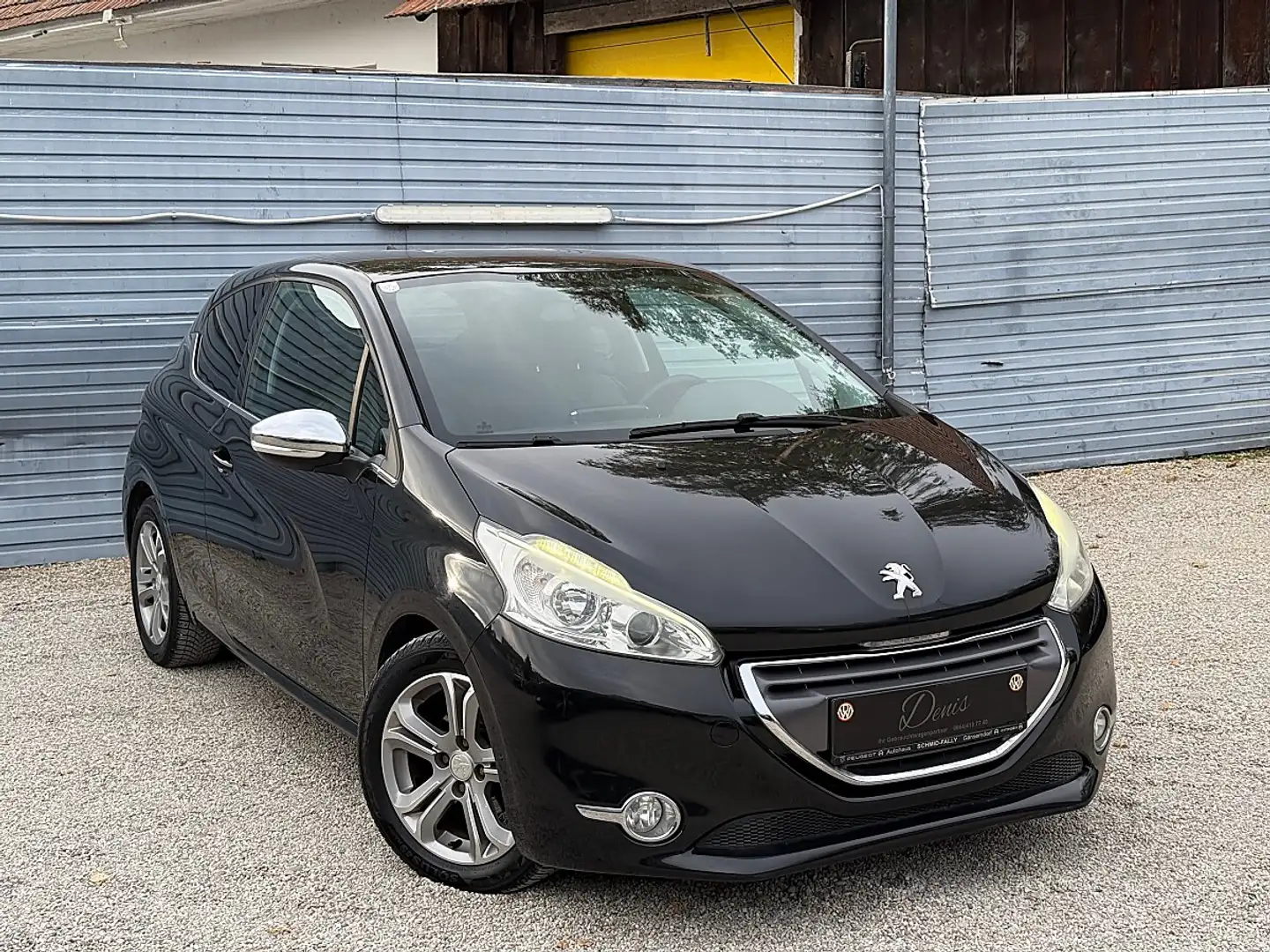 Peugeot 208 1.6 VTi 120 Schwarz - 2