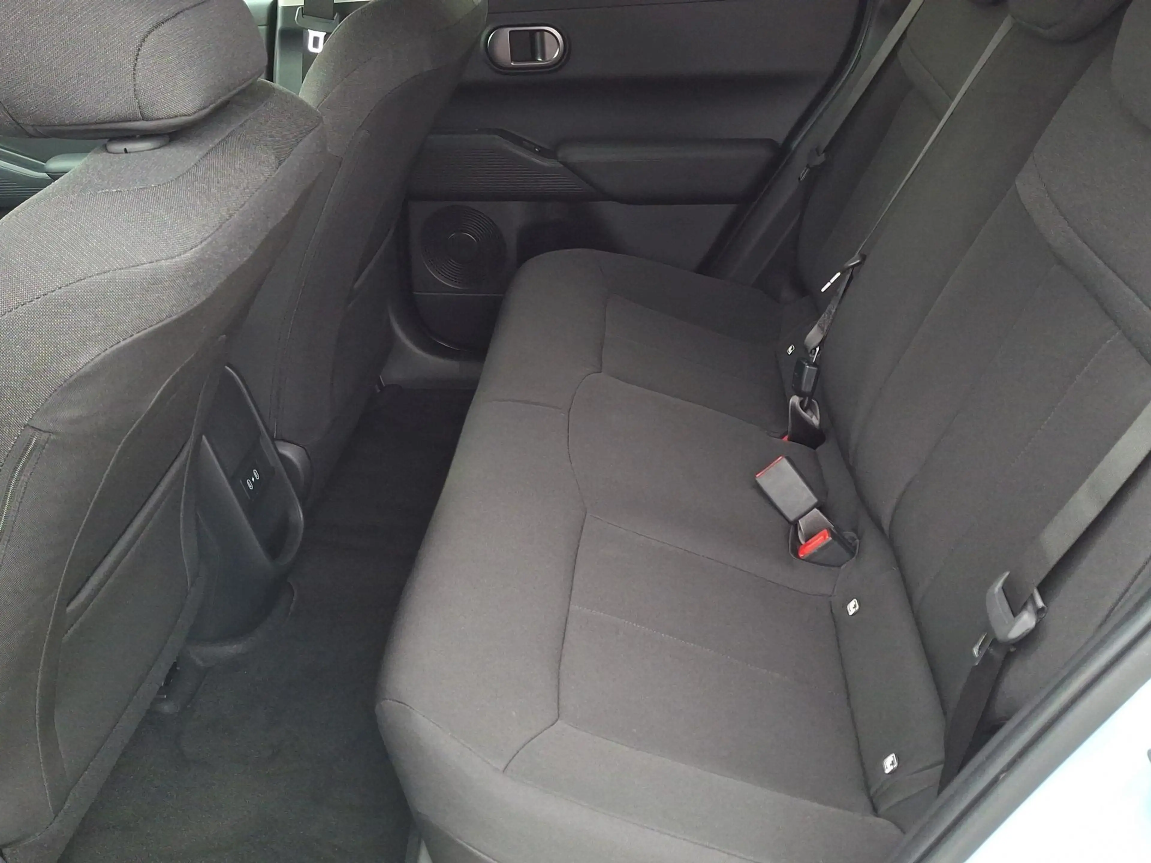 Hyundai IONIQ 3 Vision 61 kWh | Achteruitrijcamera | Apple Carplay — photo 6