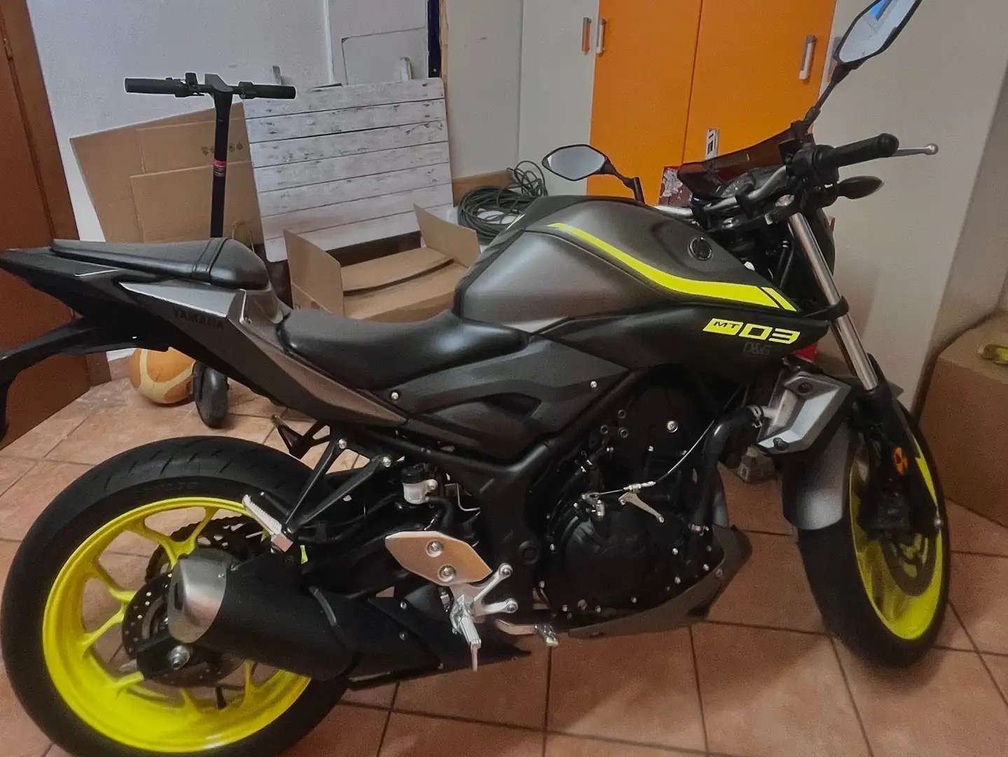 Yamaha MT-03 Сірий - 2