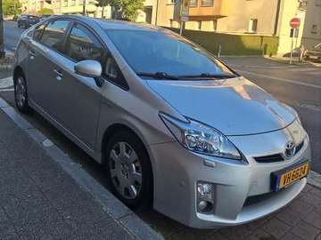 Prius (Hybrid) Executive