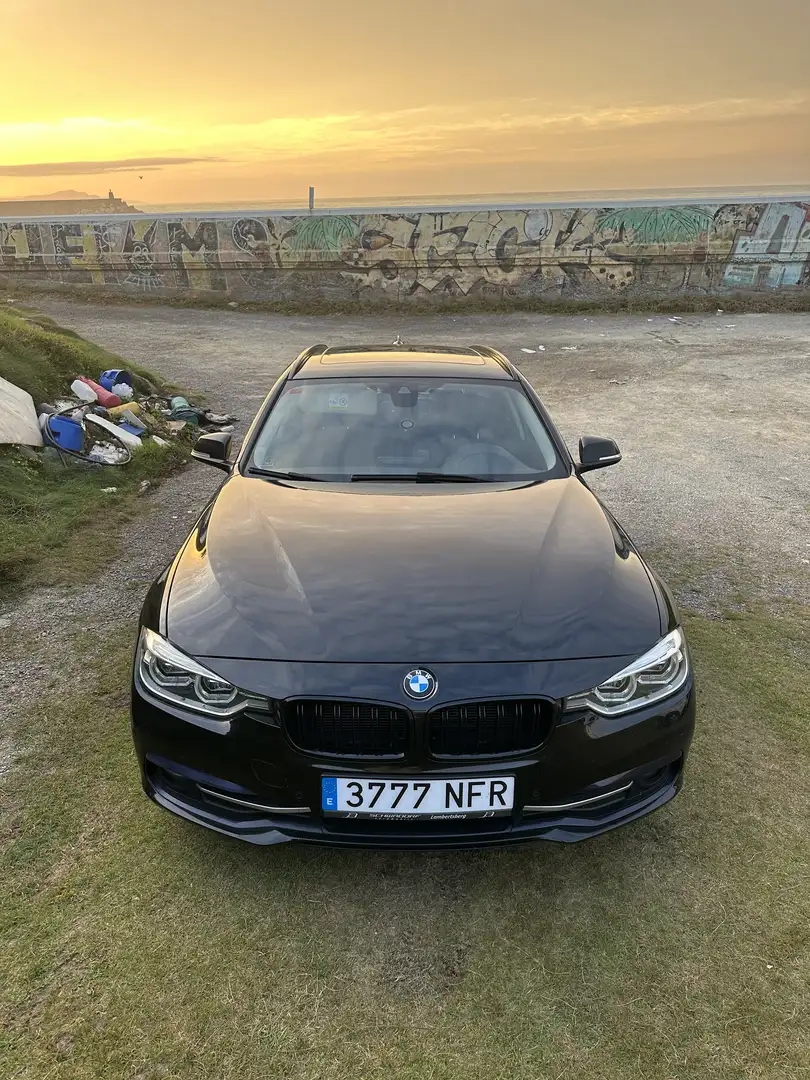 BMW 320 320dA Touring xDrive (4.75) - 1