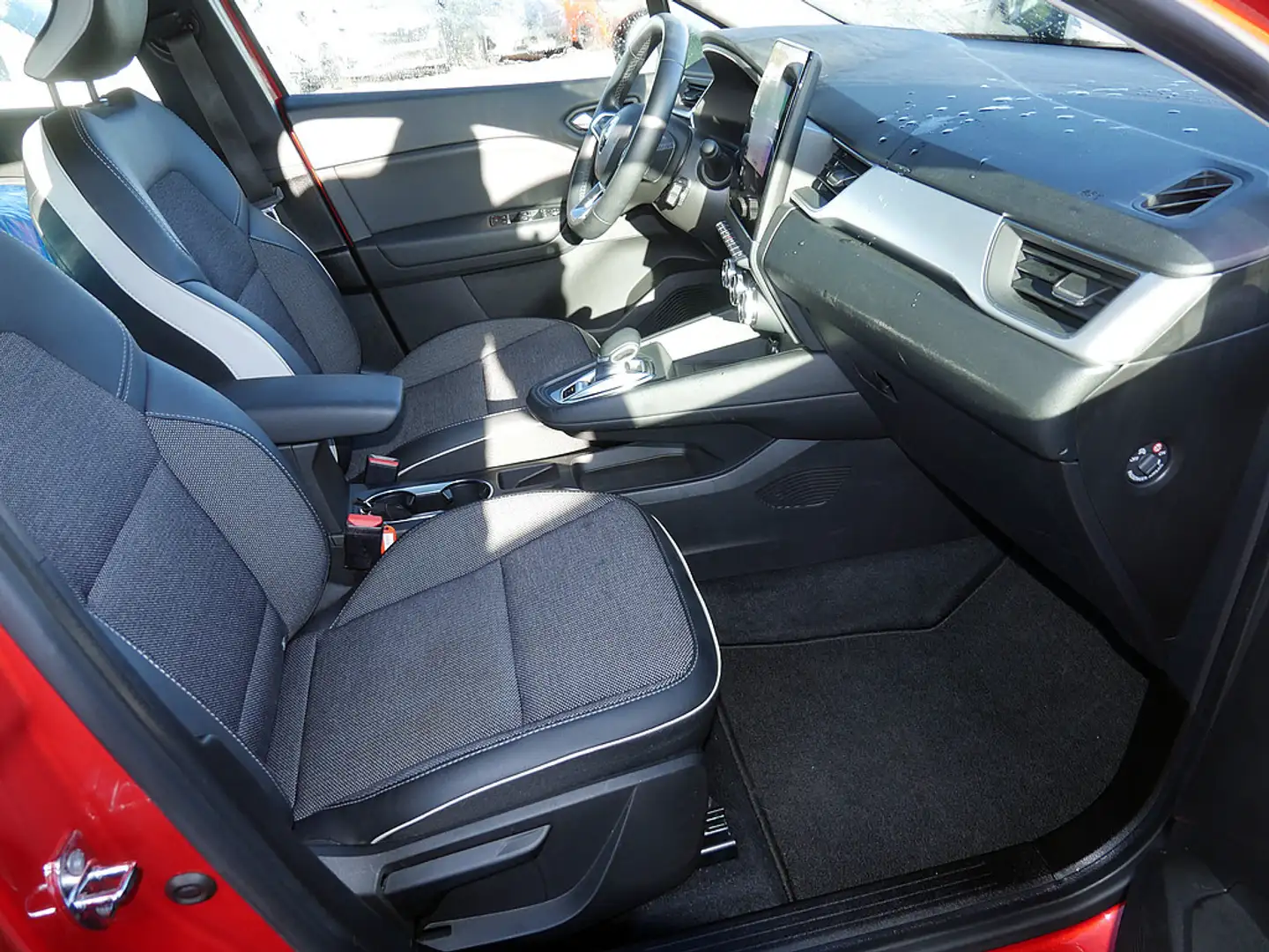 Renault Captur Intens E-Tech Plug-In 160 NAVI AHK LED Rouge - 2