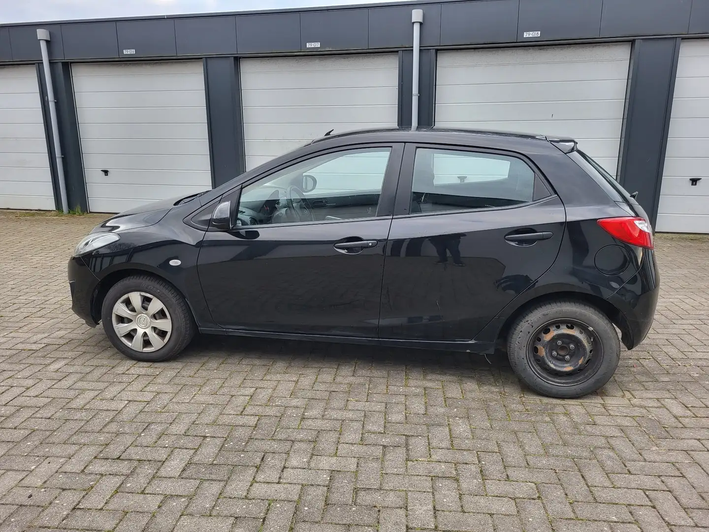 Mazda 2 1.3 BIFUEL Cool Negru - 1