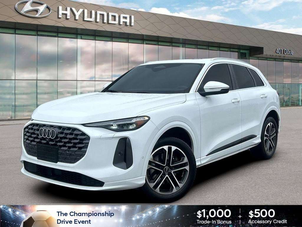 2025 Audi Q5 Progressiv 2.0 TFSI Quattro | 2 Keys | Leather