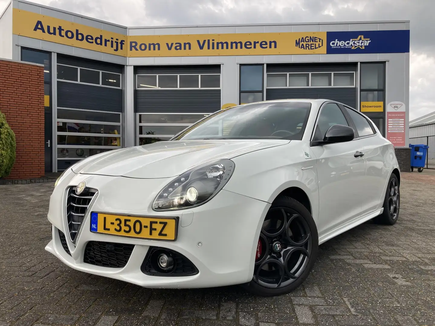 Alfa Romeo Giulietta 1.7 TBi Quadrifoglio Verde | Nieuwe distributierie Weiß - 1