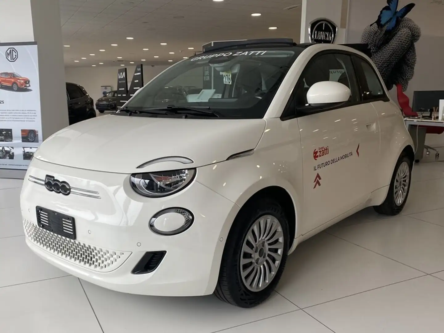 Fiat 500 Cabrio 42 kWh Bianco - 1