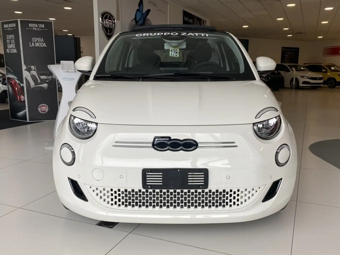 Fiat 500 Cabrio 42 kWh Bianco - 2