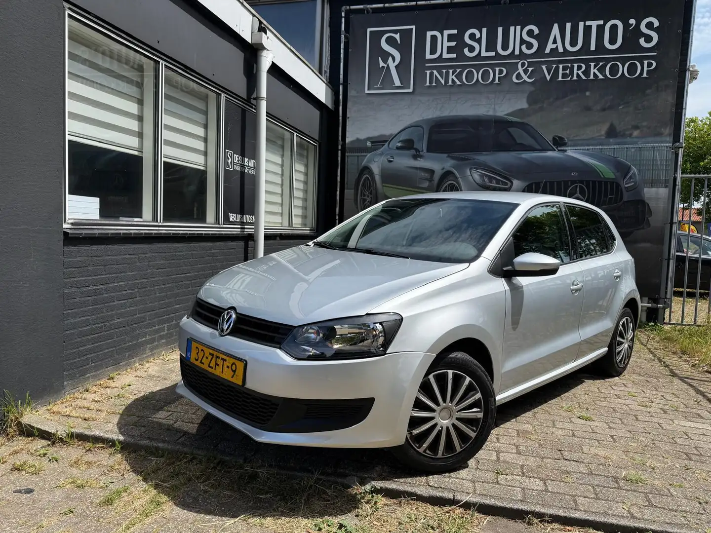 Volkswagen Polo 1.2-12V BlueMotion Comfortline Airco Navi Grijs - 2