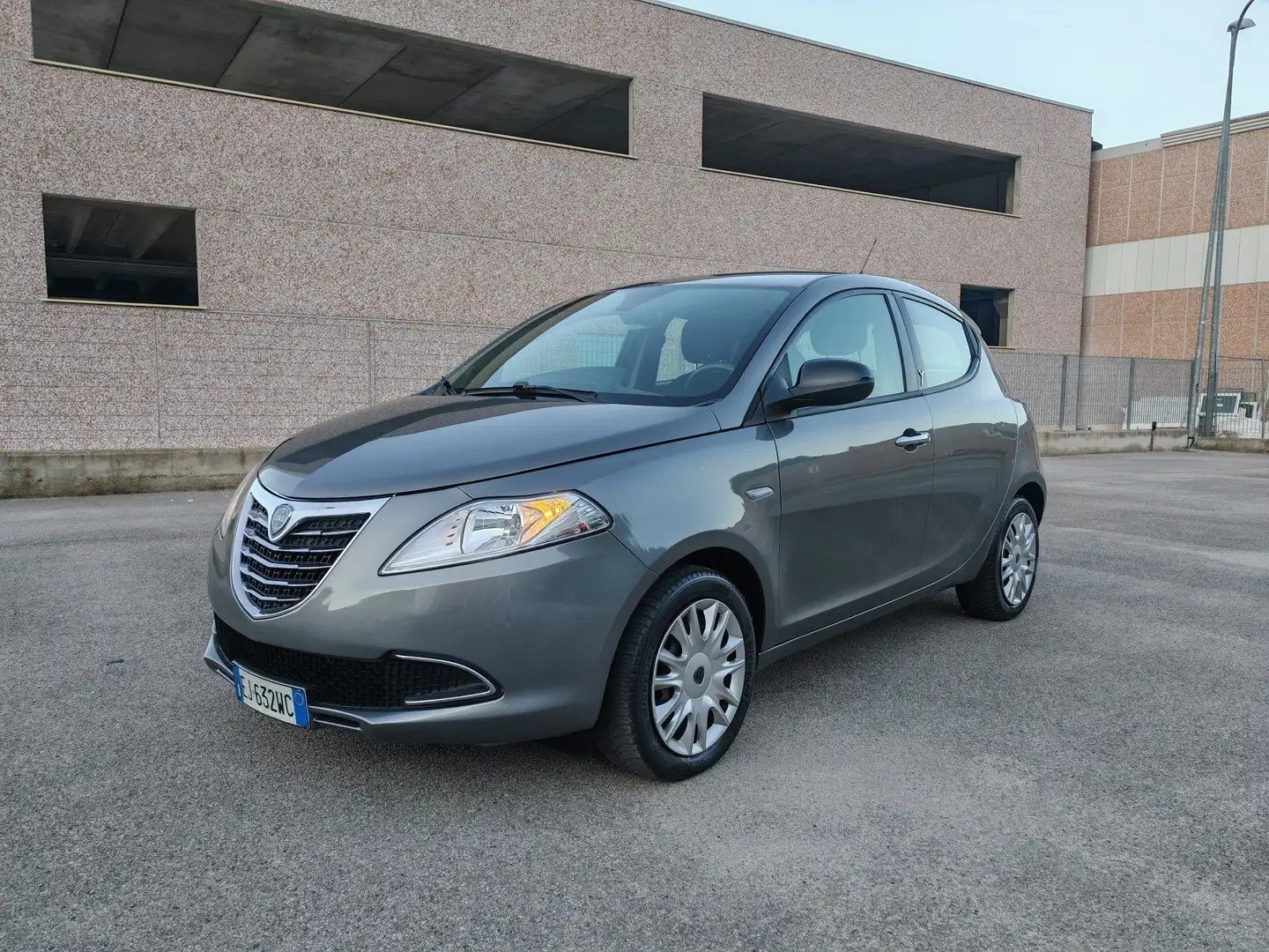 Lancia Ypsilon 1.2 8v Platinum s&s 69cv - 1