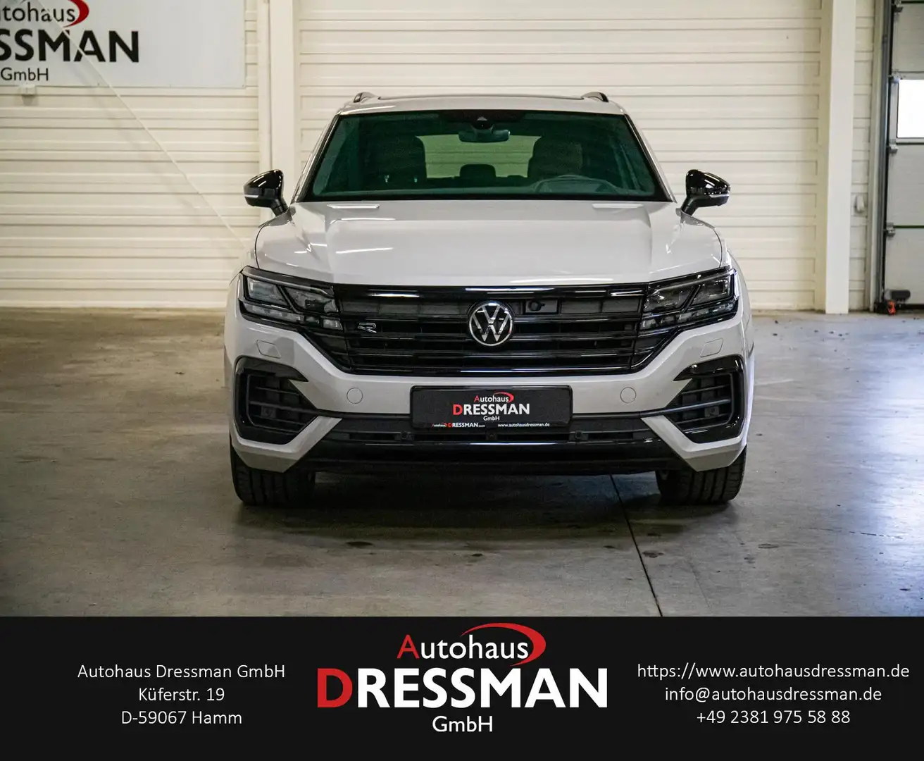 Volkswagen Touareg R-Line 4M DYNAU HuD PANO AHK 360° STANDH Beige - 2