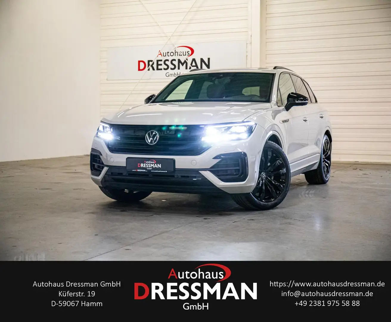 Volkswagen Touareg R-Line 4M DYNAU HuD PANO AHK 360° STANDH Beige - 1