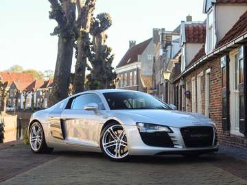 4.2 V8 FSI | Collectors item! - Historie