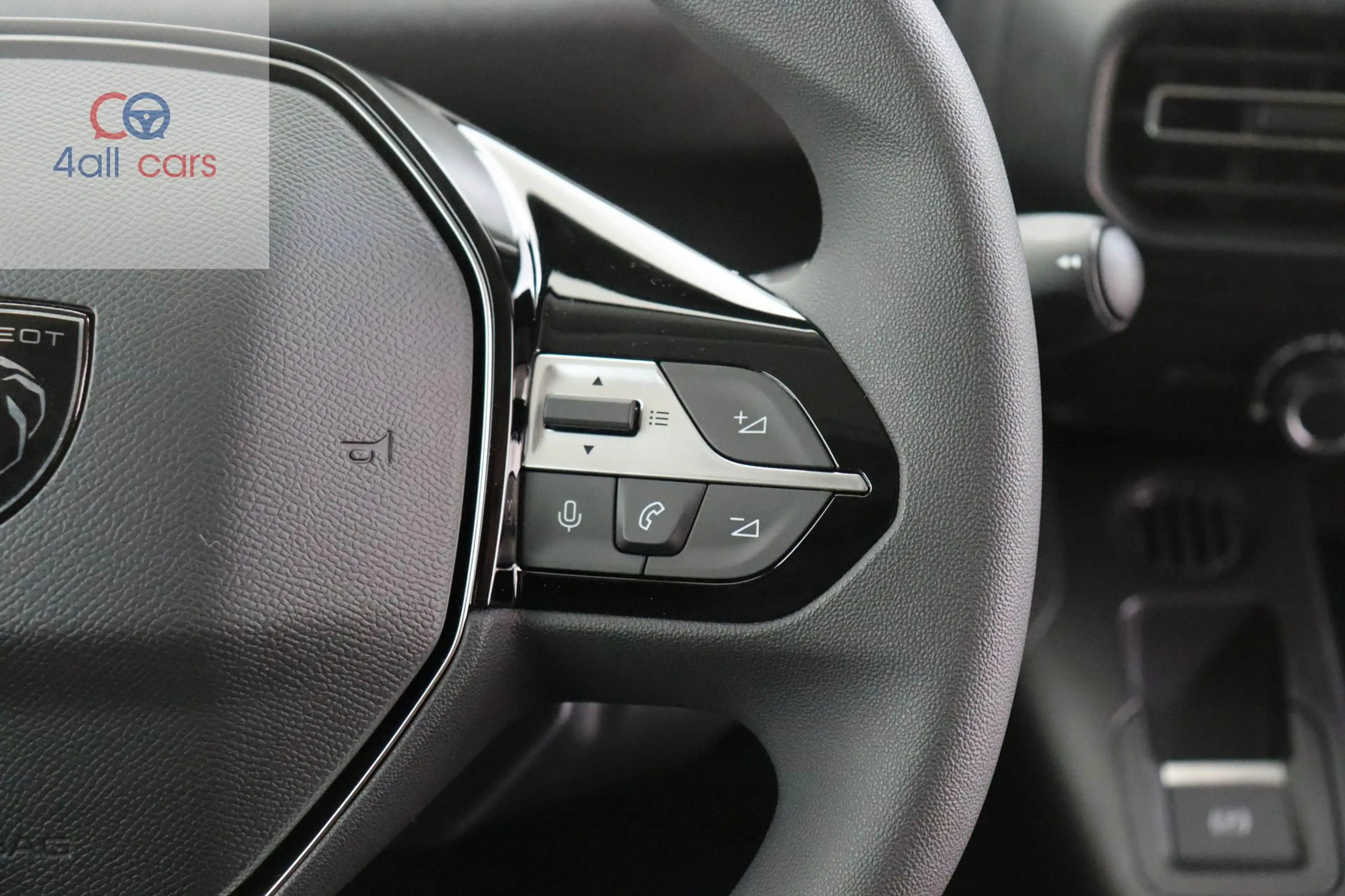Peugeot Partner 3337 Light L1 Airco Cruise PDC CAM BT USB 650Kg 1.5BlueHDi S&S — photo 13