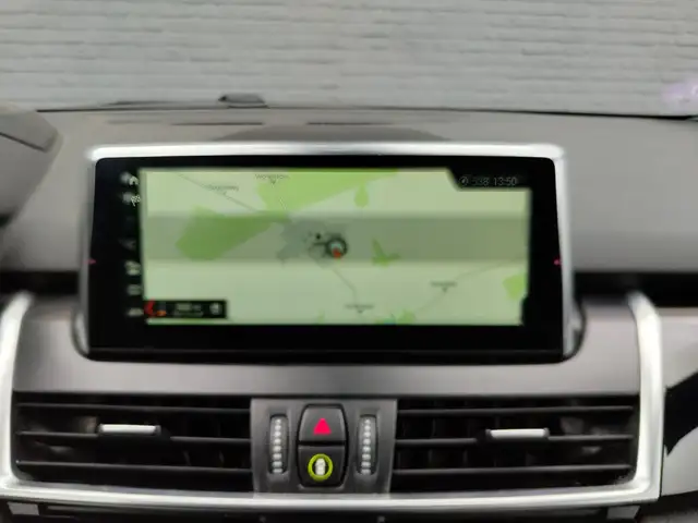 BMW 2 Series view 10