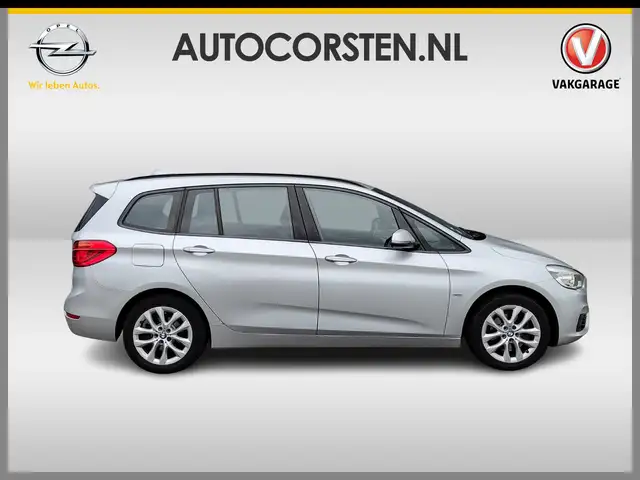 BMW 2 Series view 5