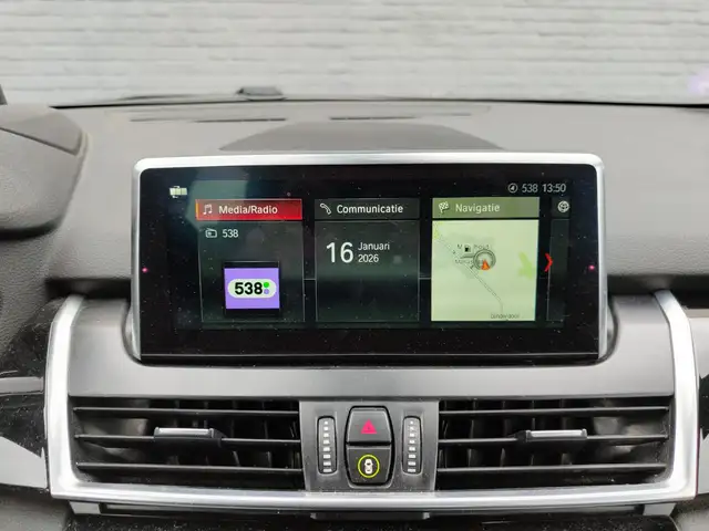 BMW 2 Series view 12