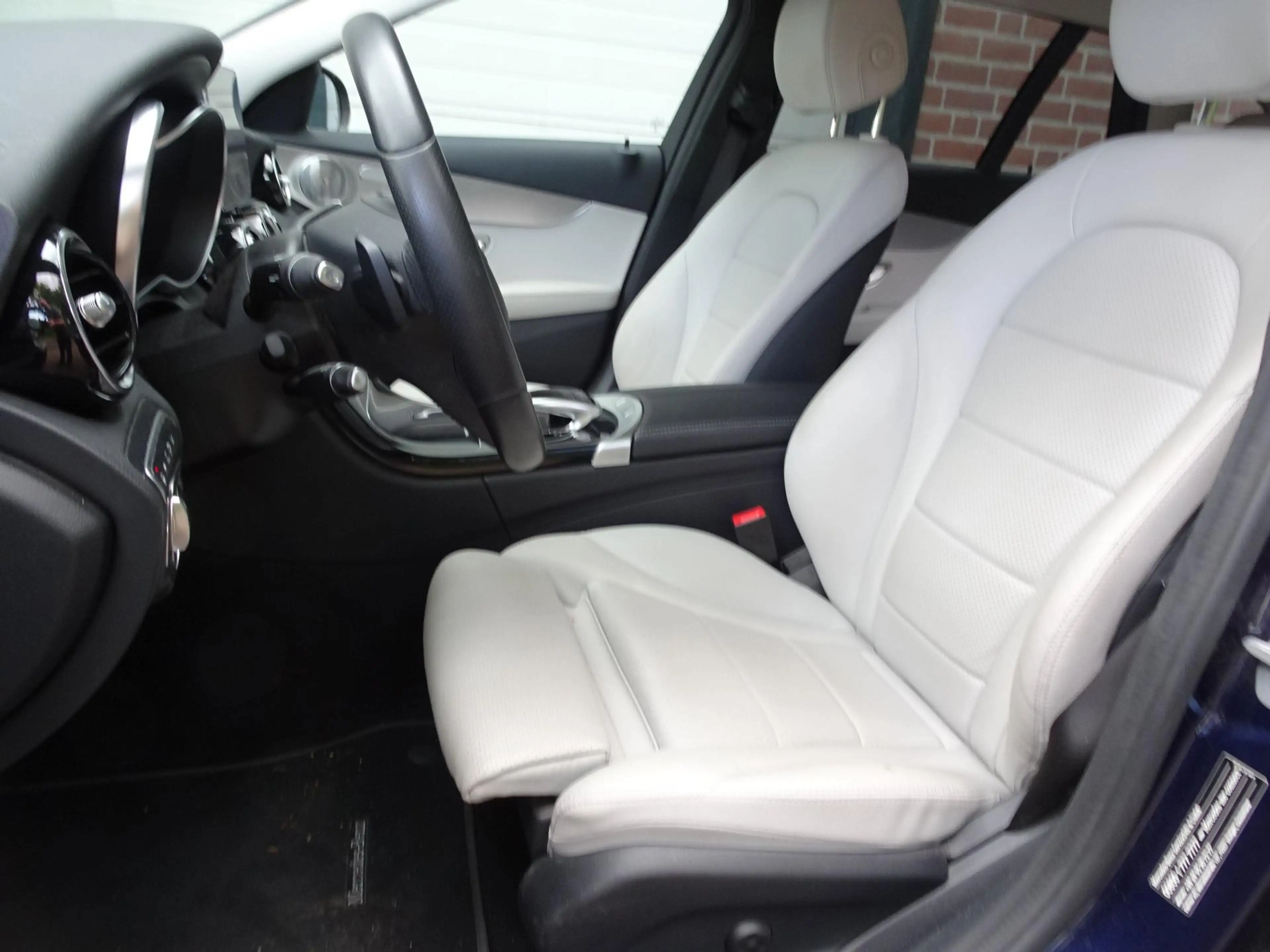 Mercedes-Benz C 350 E T 7G-Tronic PrimiumPlus Avantgarde Hybrid — photo 13
