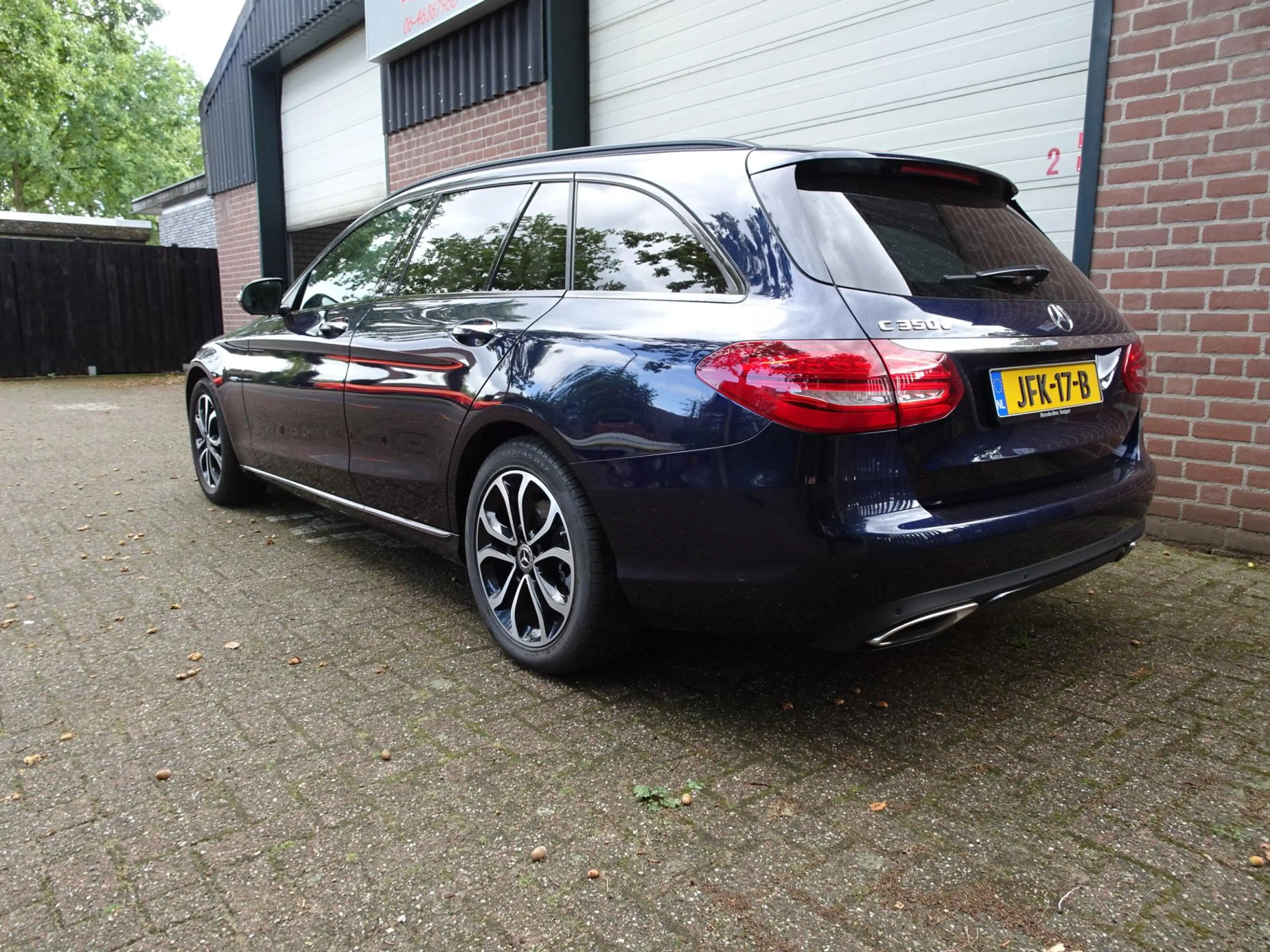Mercedes-Benz C 350 E T 7G-Tronic PrimiumPlus Avantgarde Hybrid — photo 3