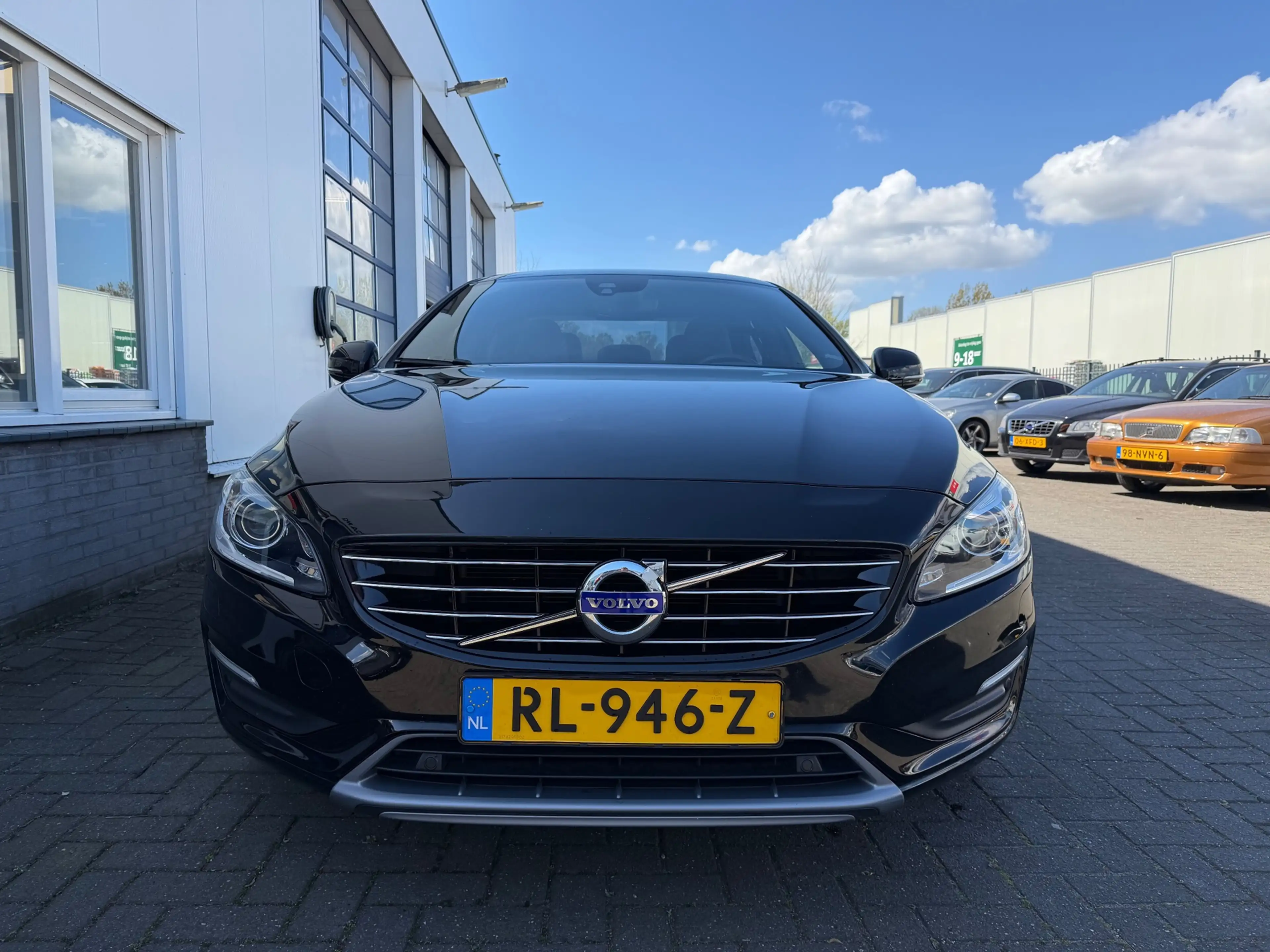 Volvo S60 2.0 T4 Polar+ Dynamic — photo 4
