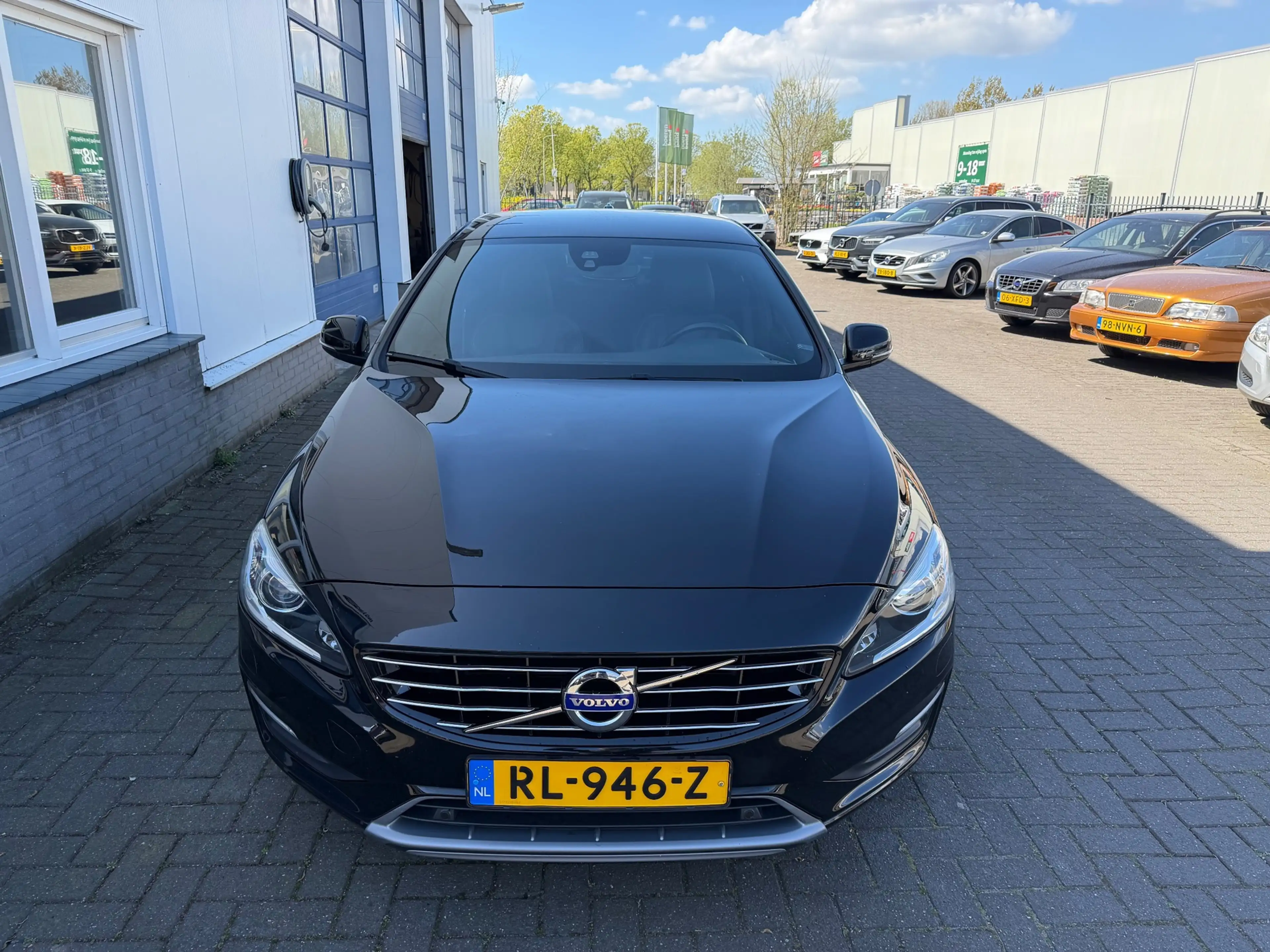 Volvo S60 2.0 T4 Polar+ Dynamic — photo 3