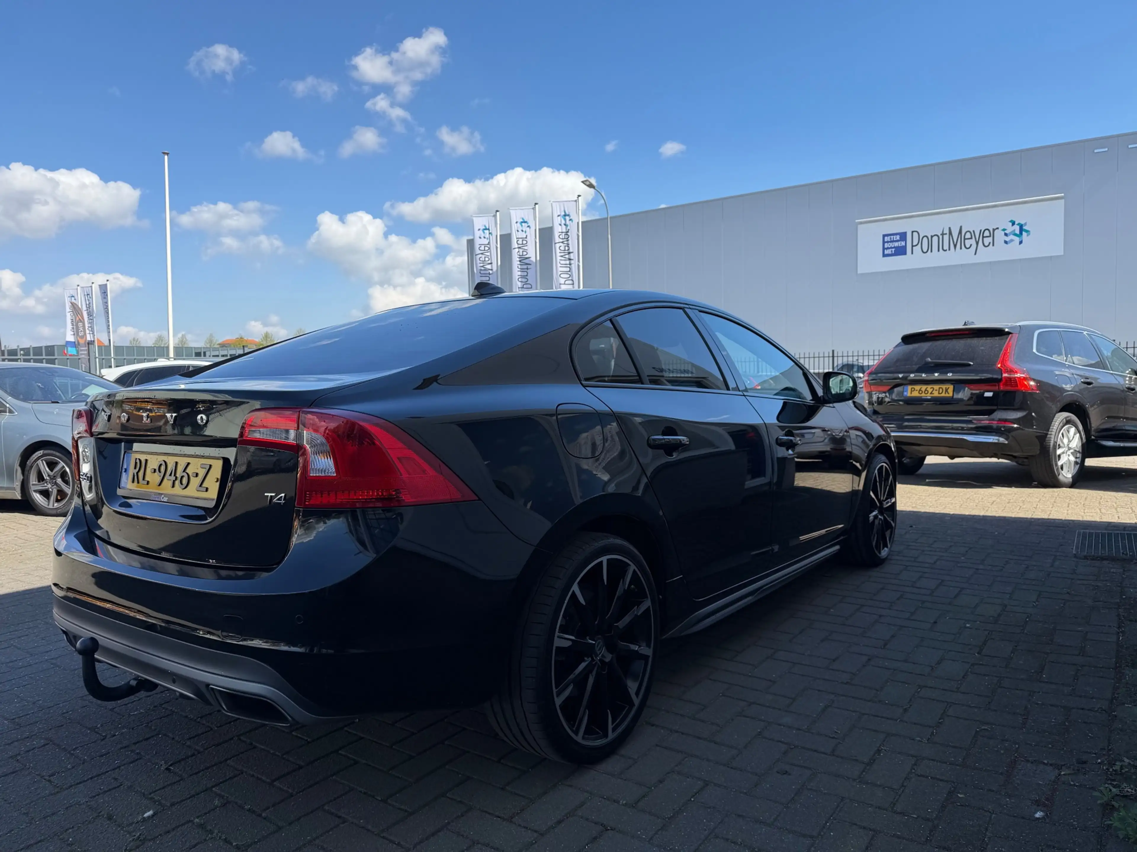 Volvo S60 2.0 T4 Polar+ Dynamic — photo 12
