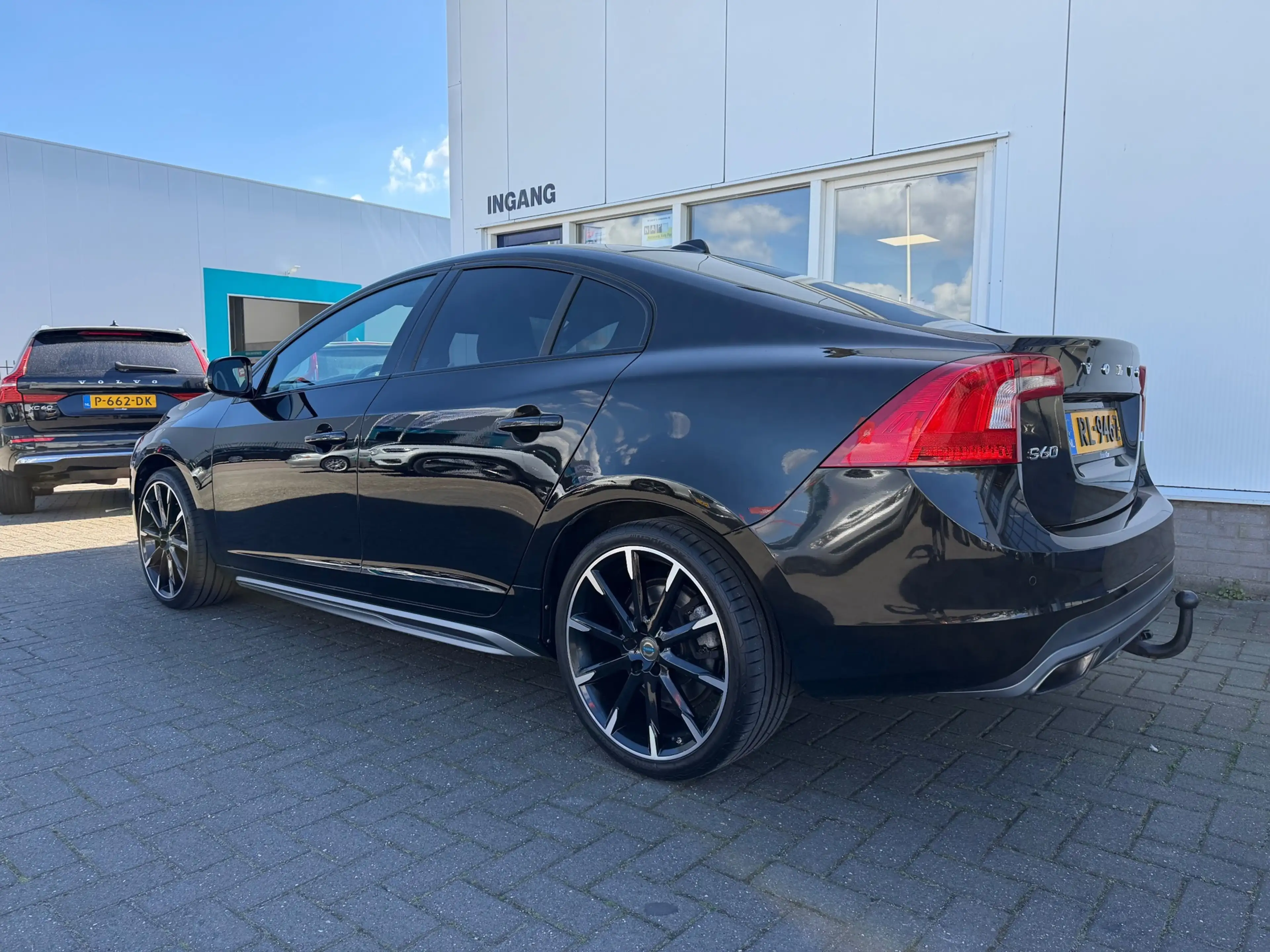 Volvo S60 2.0 T4 Polar+ Dynamic — photo 9
