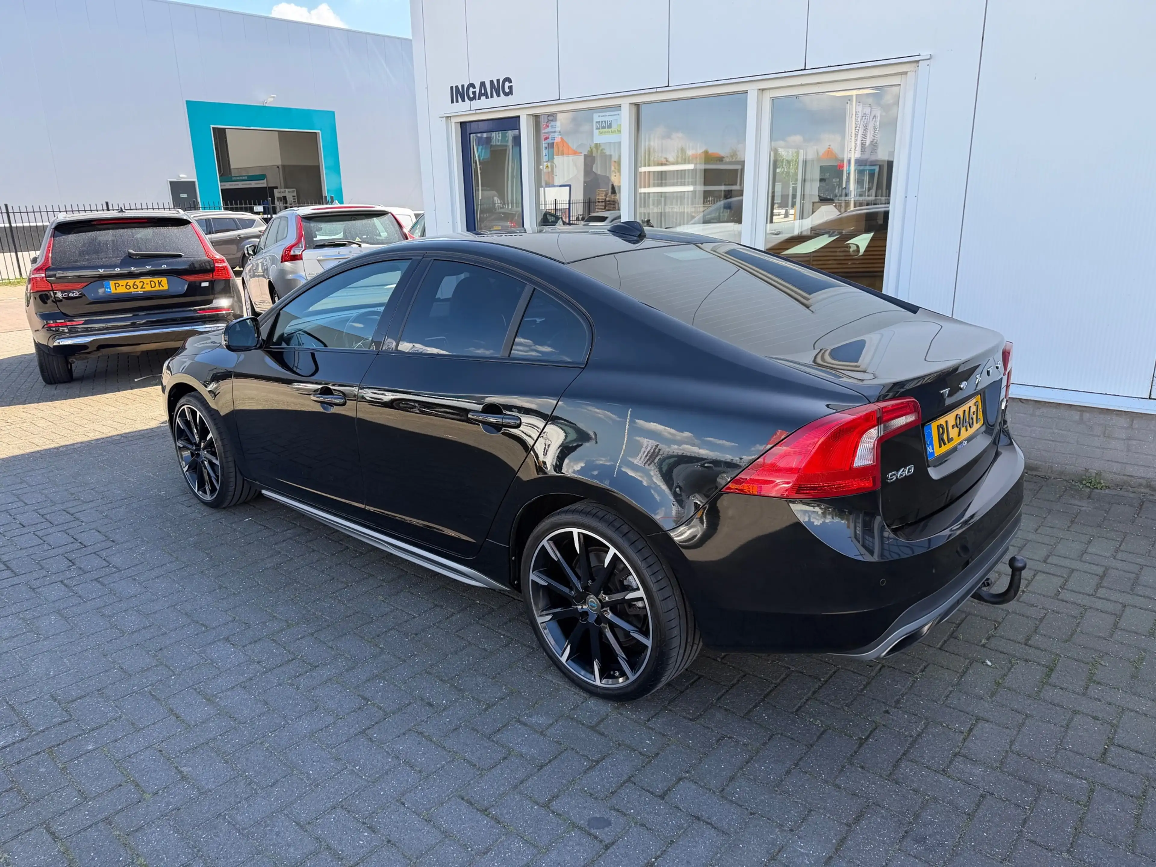 Volvo S60 2.0 T4 Polar+ Dynamic — photo 10