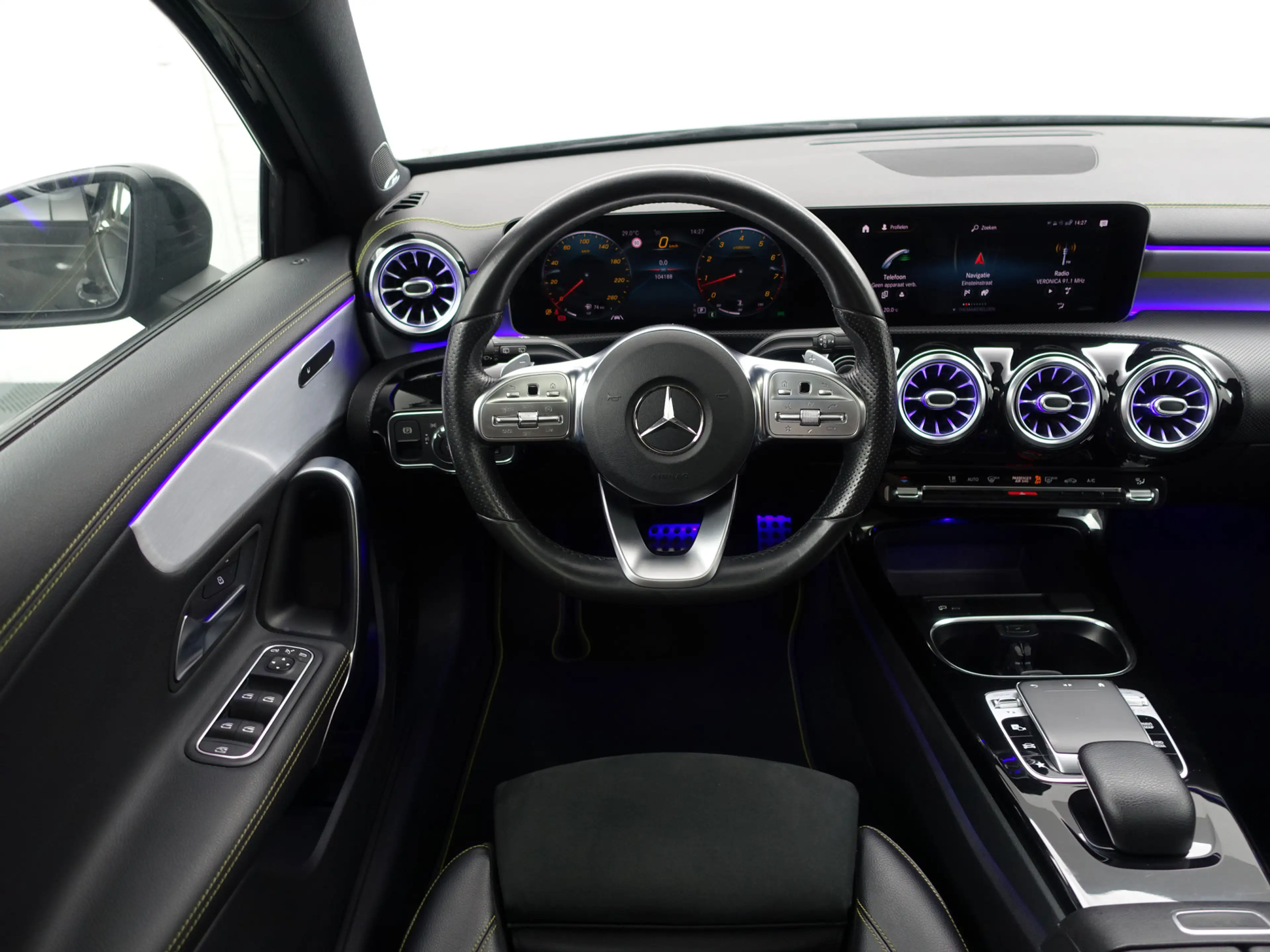 Mercedes-Benz A 250 AMG Yellow Art Aut- Panoramadak, Burmester Audio, — photo 7