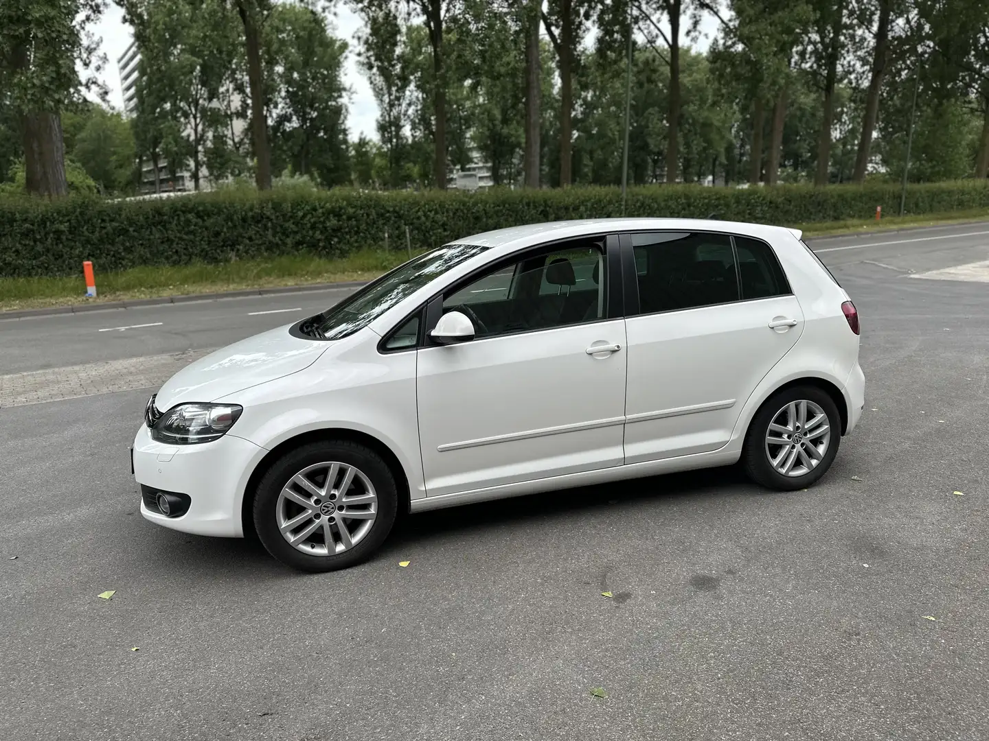 Volkswagen Golf Plus 1.4 TSI Highline DSG - 1