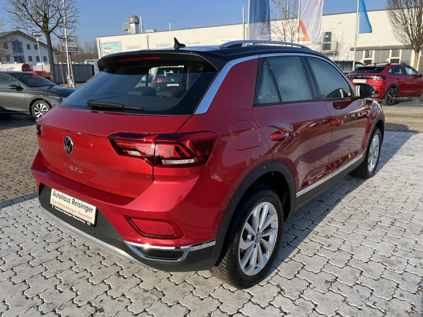 Volkswagen T-Roc 1.5 TSI Style (NAVI,LED,Panorama) Klima Navi Rouge - 2