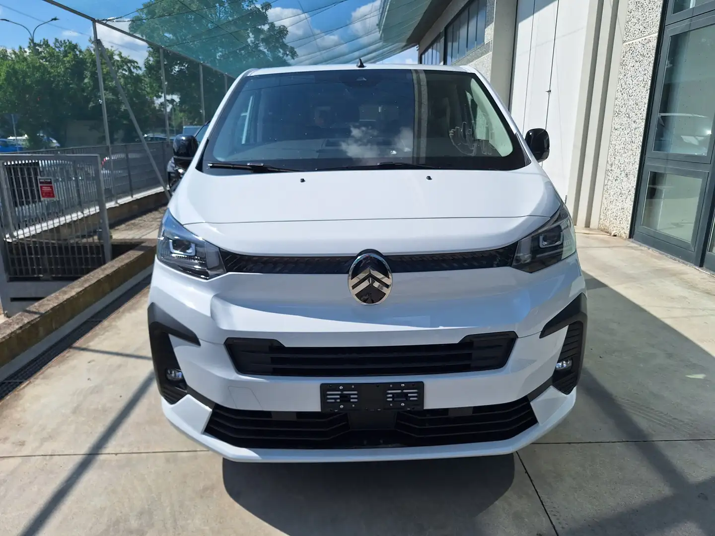Citroen Spacetourer 2.0 BLUEHDI 180 CV EAT8 XL 9 POSTI KM ZERO Bianco - 2