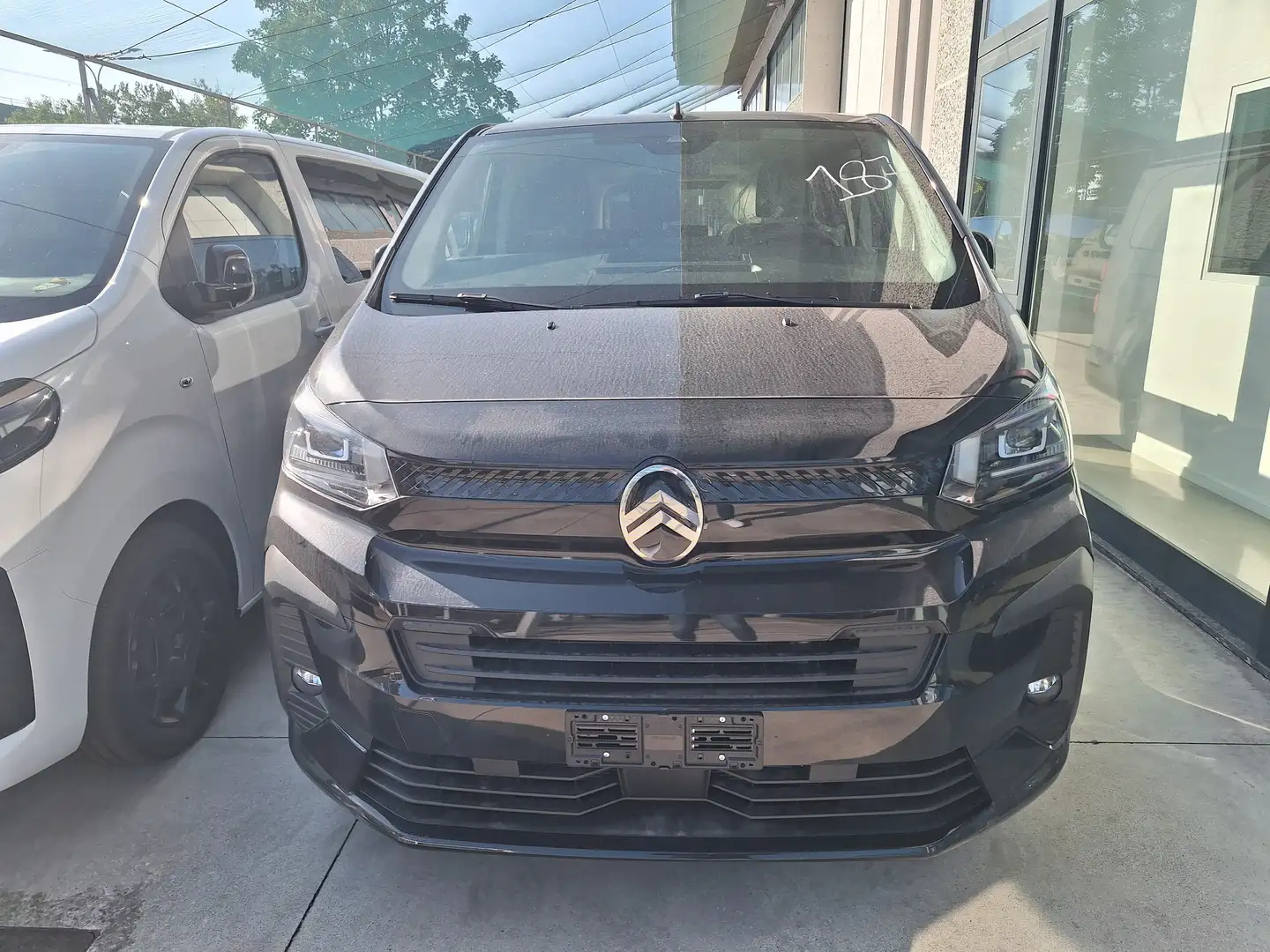 Citroen Spacetourer 2.0 BLUEHDI 180 CV EAT8 XL 9 POSTI KM ZERO Zwart - 2