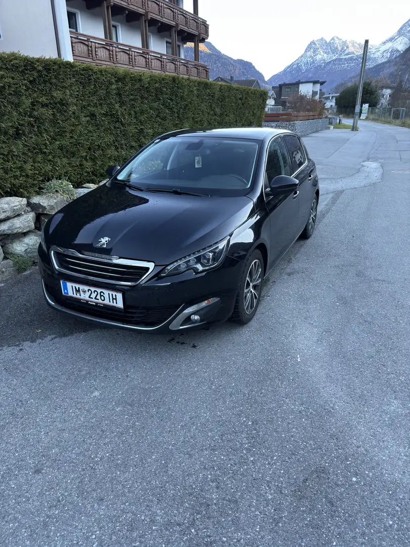 Peugeot 308 1,6 e-HDi 115 FAP Active 17" Felgen Stop&Start Sys Schwarz - 1