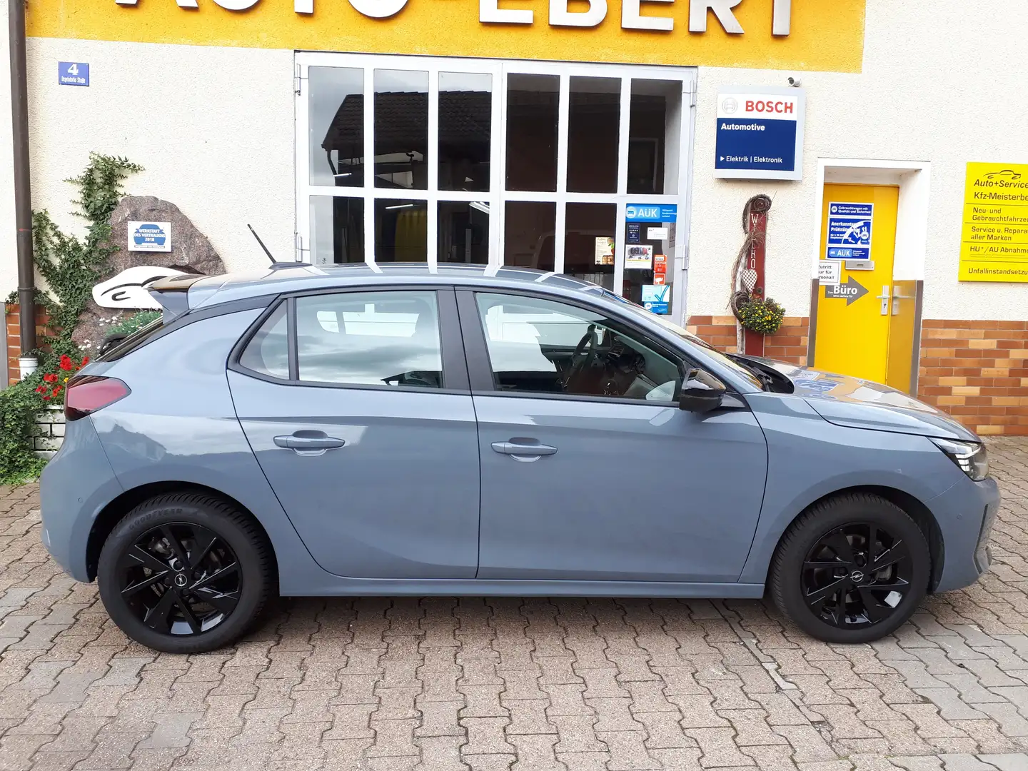 Opel Corsa F 1.2 AUTOMATIK,  Sitz- und Lenkradhzg., Alufelgen Grau - 2