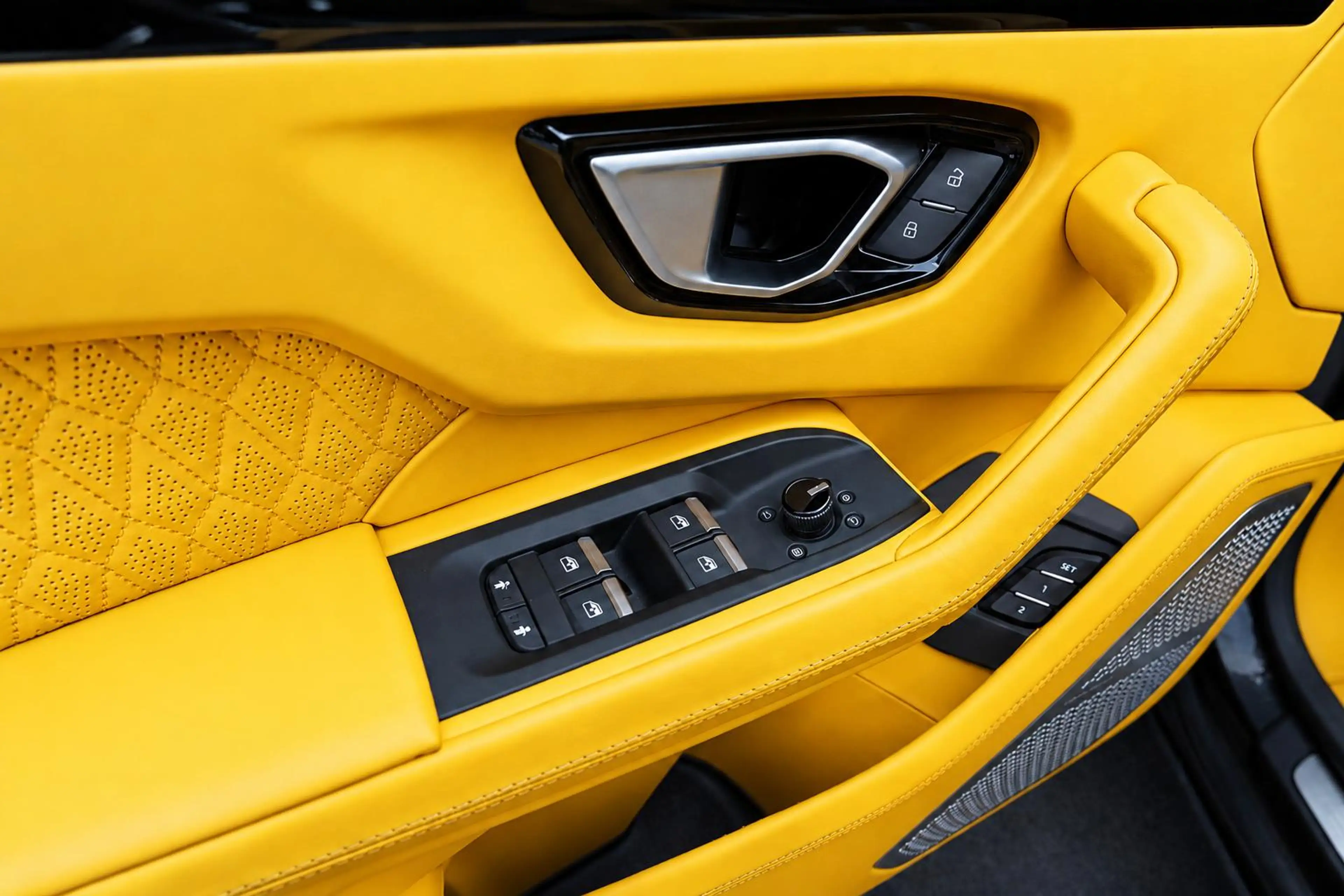 Lamborghini Urus 4.0 V8 |MANSORY Venatus EVO S P900 1 of 1|Pano|HUD — photo 31