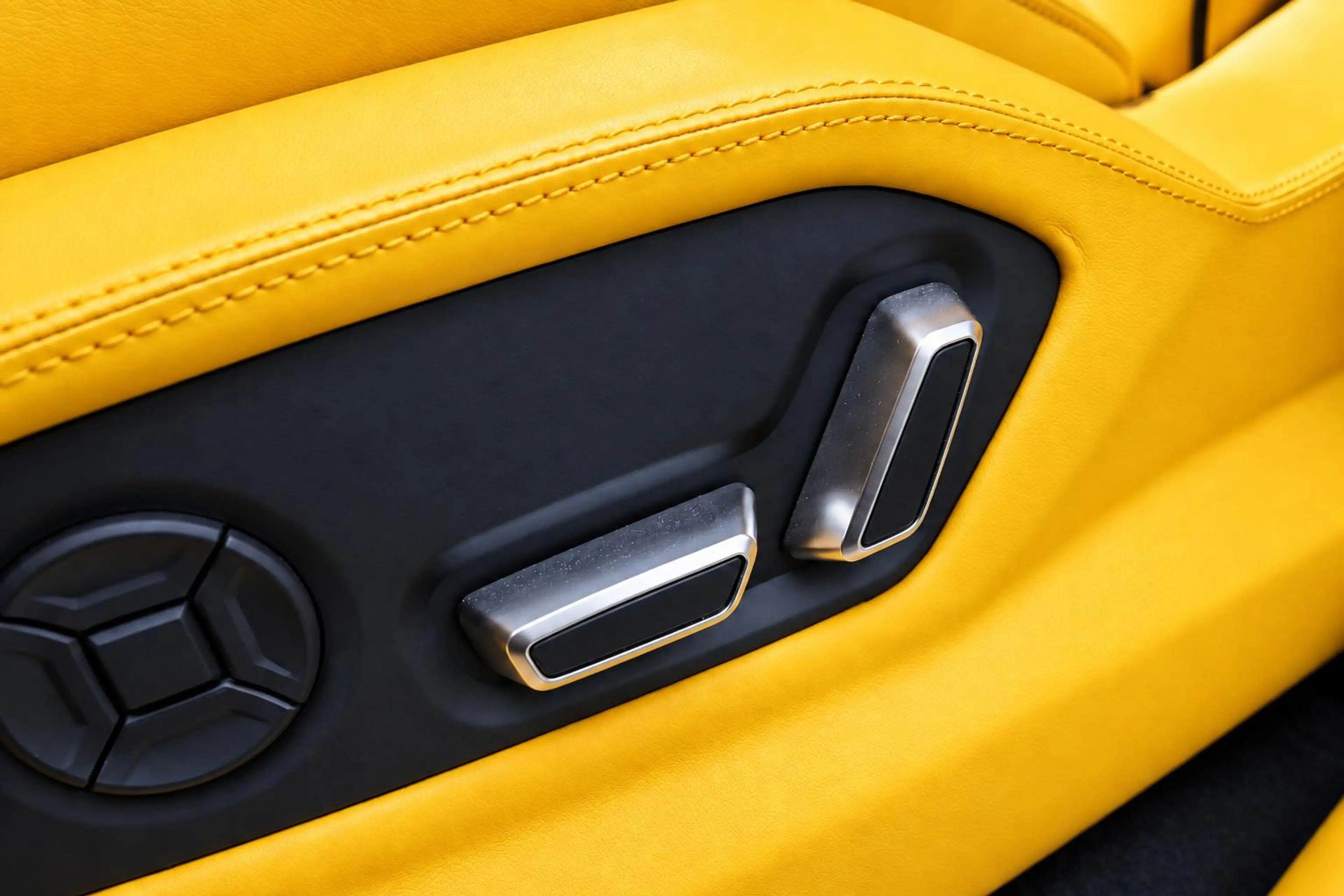 Lamborghini Urus 4.0 V8 |MANSORY Venatus EVO S P900 1 of 1|Pano|HUD — photo 26