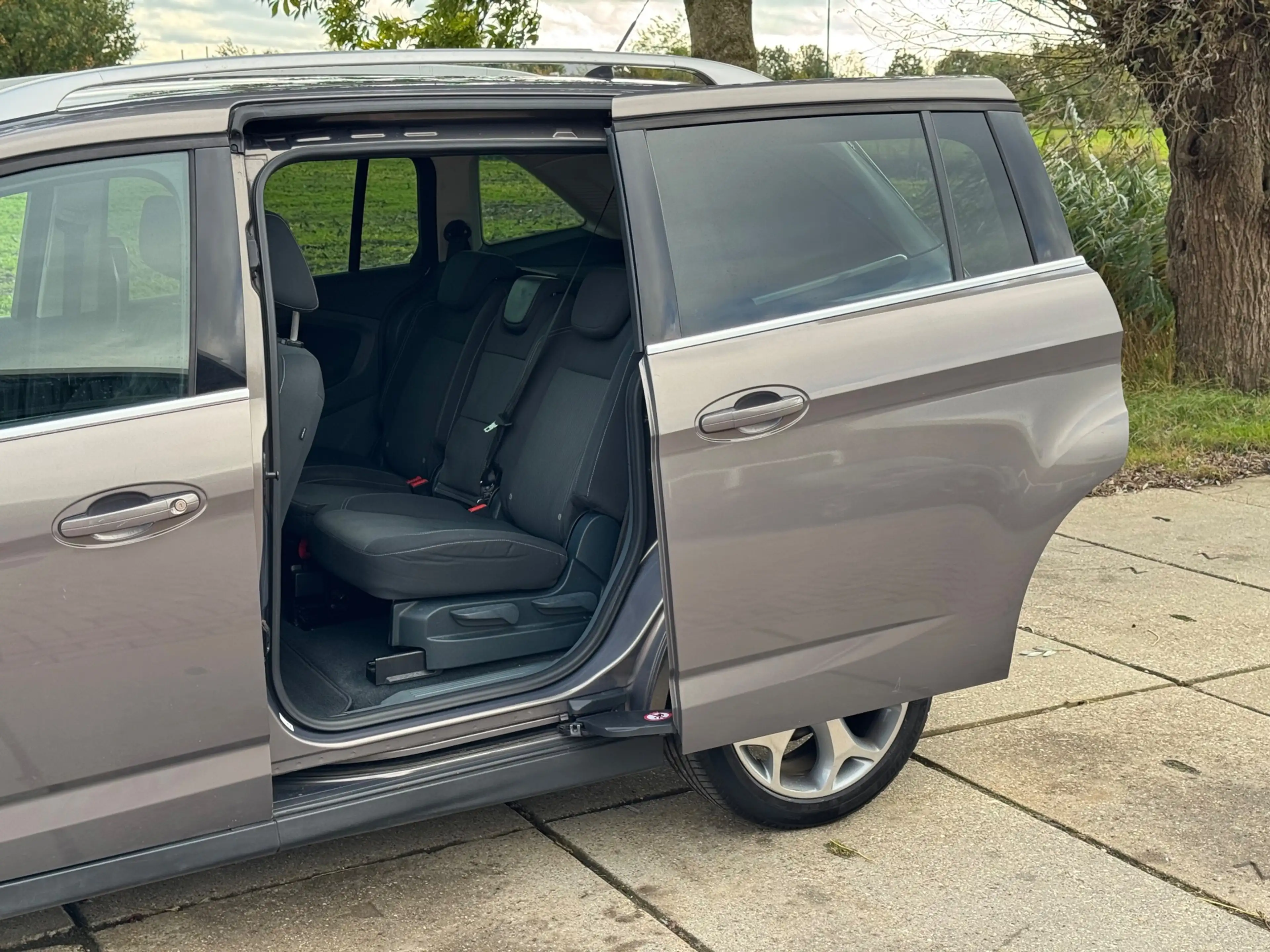 Ford Grand C-Max 2.0 TDCi 140PK AUTOMAAT|FULLOPTION — photo 11