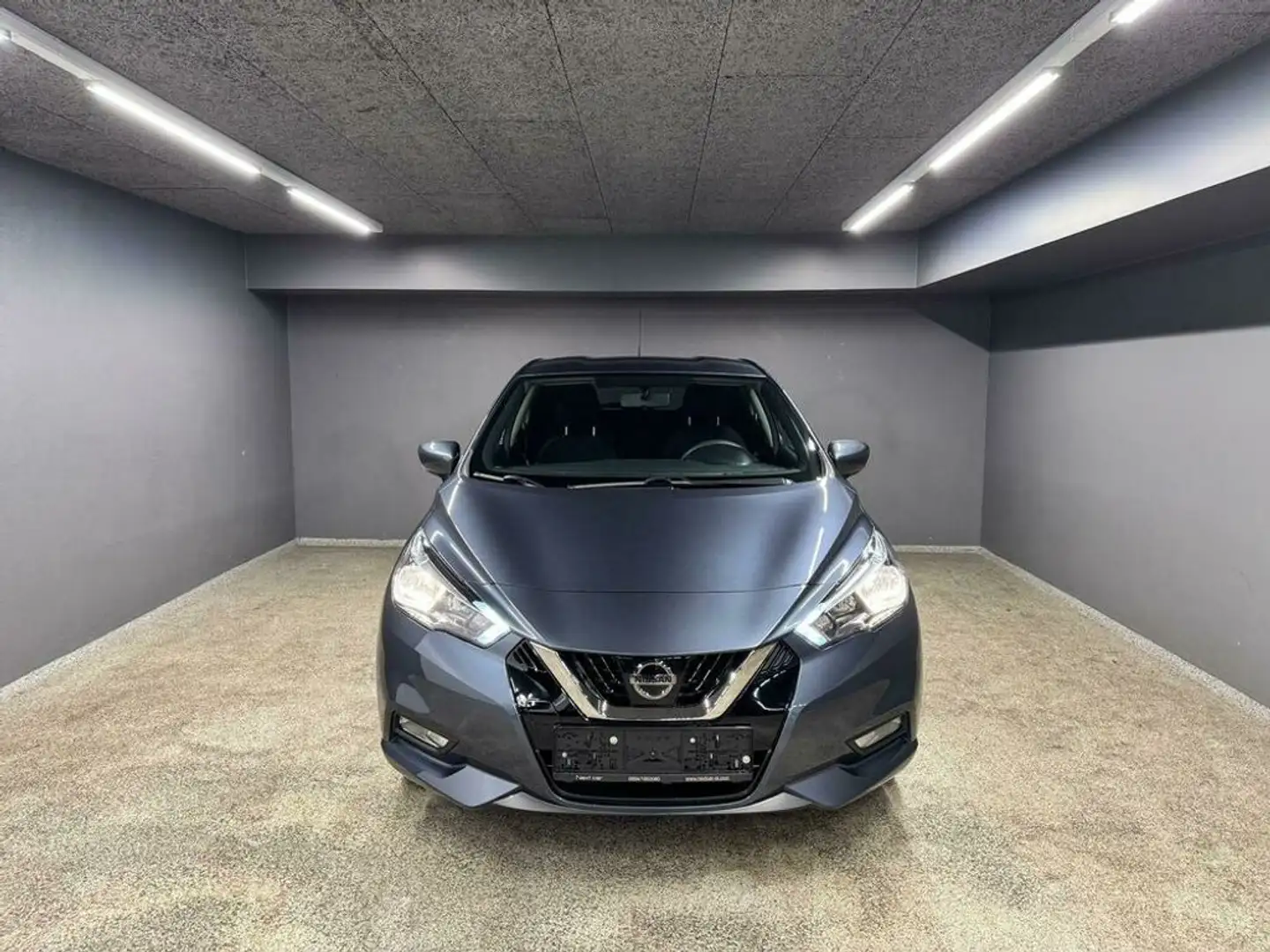 Nissan Micra N-WAY Gris - 2