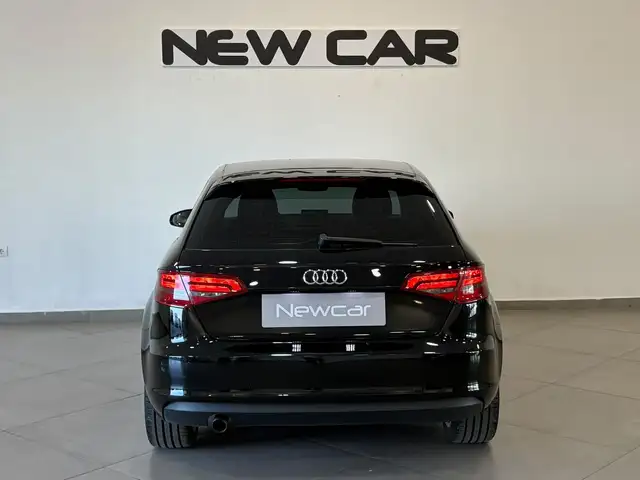 Audi A3 view 8