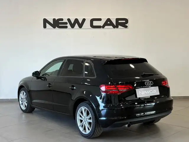 Audi A3 view 9
