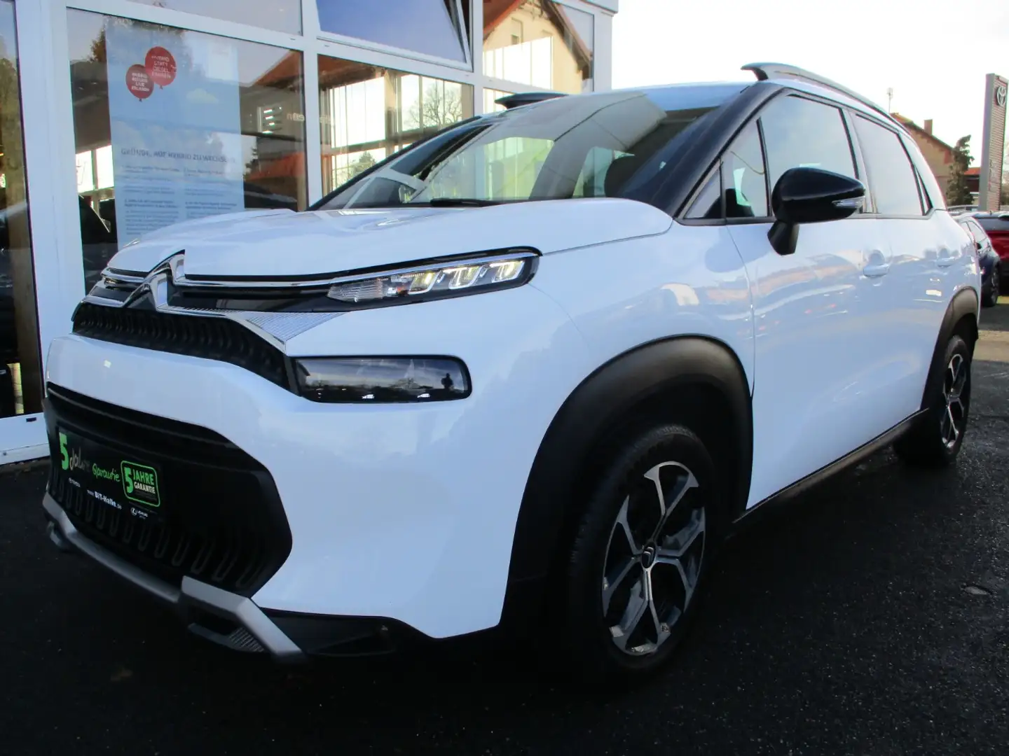 Citroen C3 Aircross 1.2 PureTech Klima Kamera Tempomat Weiß - 1