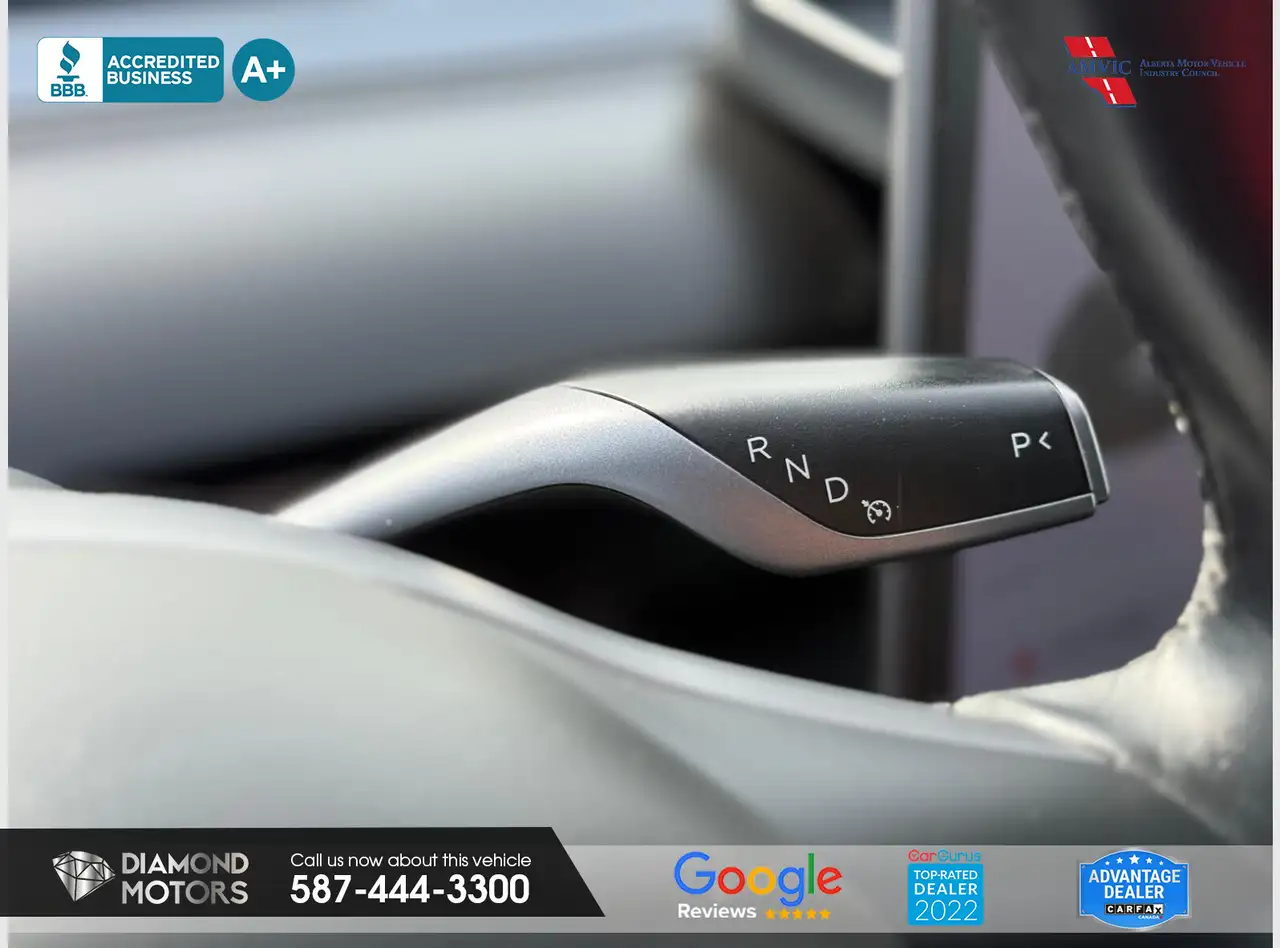 Tesla Model 3 photo Tesla Model 3