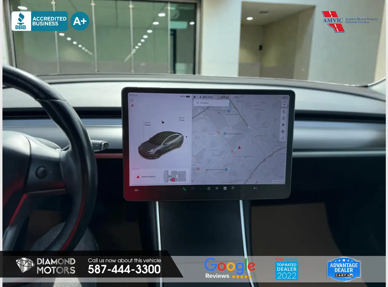 Tesla Model 3 photo Tesla Model 3