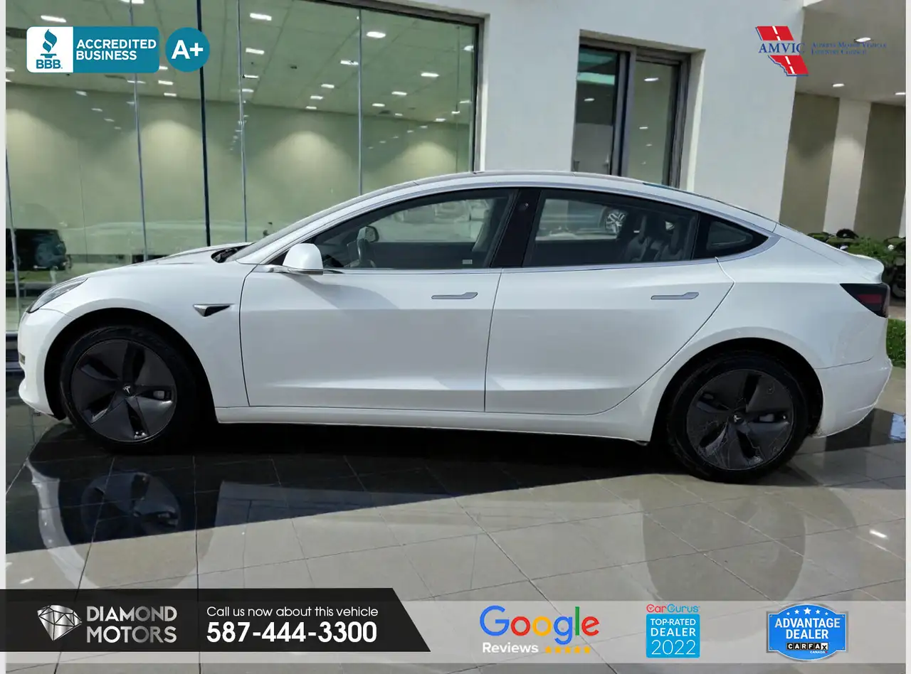 Tesla Model 3 photo Tesla Model 3