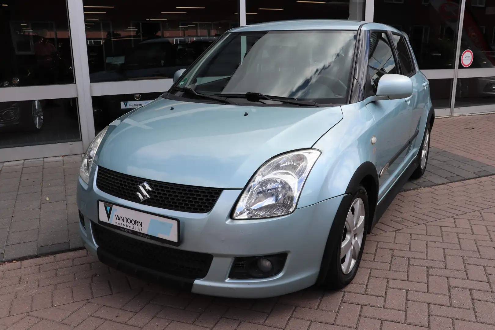 Suzuki Swift 1.3 Shogun GT-line. APK tot 11-juli 2026 Blauw - 2